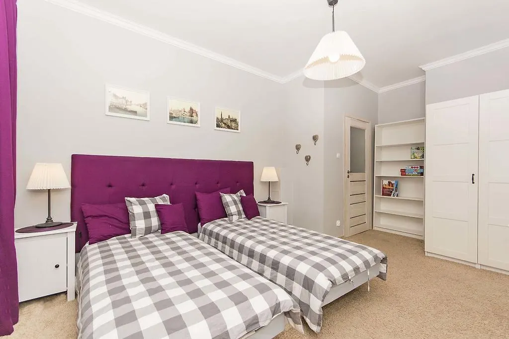 Quality Apartments - Apartament Glamour Old Town Gdańsk 0*,  Polska